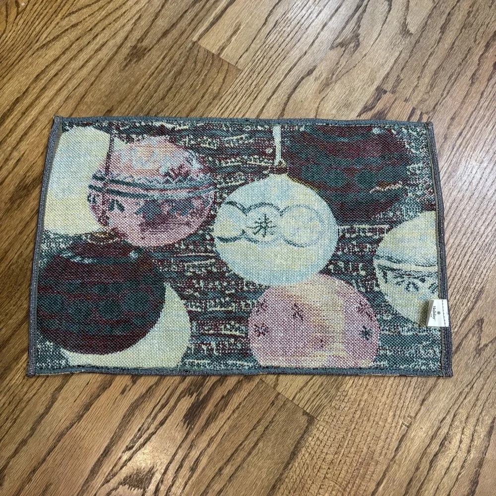 Holiday Time Christmas Ornament‎ Tapestry Placemats Set of 5 Vintage 20